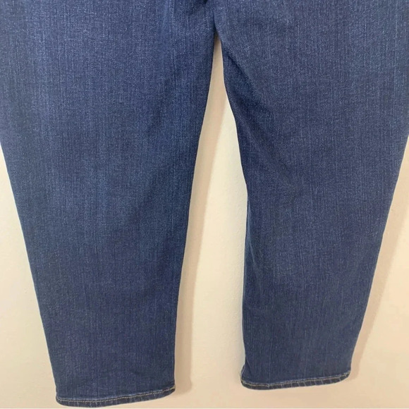 Chicos 0 Jeans Woman 4 Crop Mid Rise Blue Dark Wash Stretch Straight Classic - Picture 6 of 11